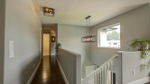1726 Hayashi Road, Kelowna, BC - Indoor Photo Showing Other Room