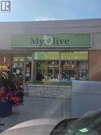 5 - 141 LAKESHORE ROAD E  Mississauga, ON L5G 1E8