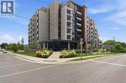 30 HAMILTON Street S Unit# 101  Waterdown, ON L8B 1V8
