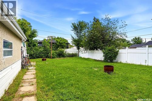 15 Ottawa Place, Regina, SK - Outdoor