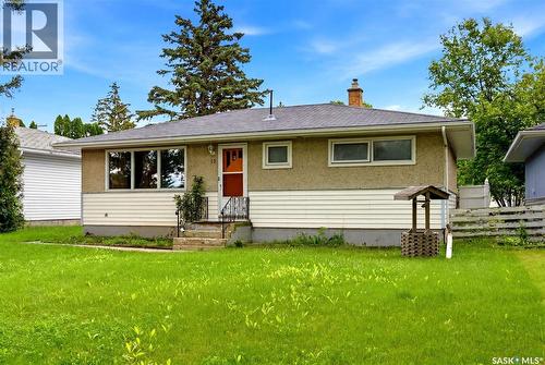 15 Ottawa Place, Regina, SK - Outdoor
