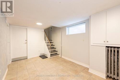 7 JOANITH LOWER DRIVE , Toronto, Ontario M4B 1S6 2