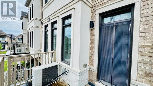 3RD FLR - W/o Balcony - 1159 Lloyd Landing, Milton, ON - Outdoor
