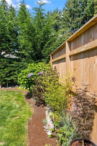 32 Oregon Rd, Campbell River, BC 