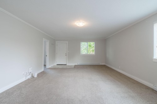 121 Harewood Rd, Nanaimo, BC - Indoor Photo Showing Other Room