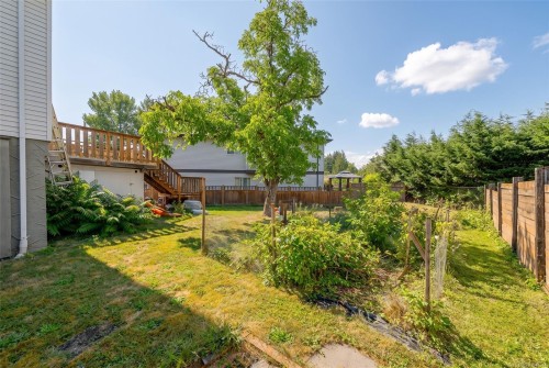 121 Harewood Rd, Nanaimo, BC - Outdoor