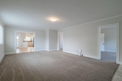 121 Harewood Rd, Nanaimo, BC - Indoor Photo Showing Other Room