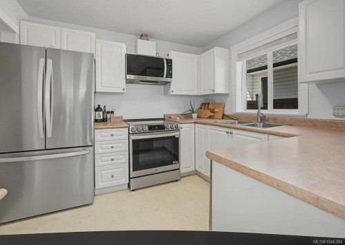 628 Winchester Ave, Nanaimo, BC 