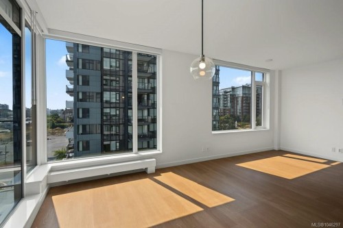 #609-363 Tyee Rd, Victoria, BC - Indoor Photo Showing Other Room