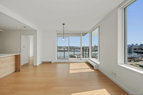 #609-363 Tyee Rd, Victoria, BC - Indoor Photo Showing Other Room