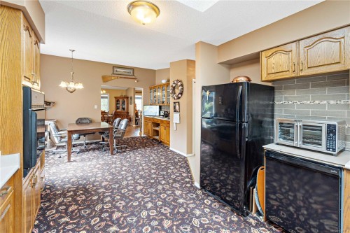 2445 Godfrey Rd, Nanaimo, BC 