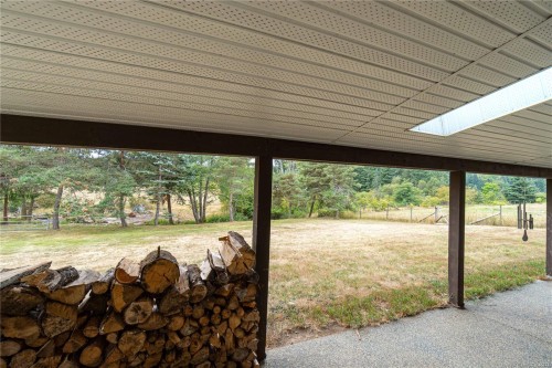 2445 Godfrey Rd, Nanaimo, BC 