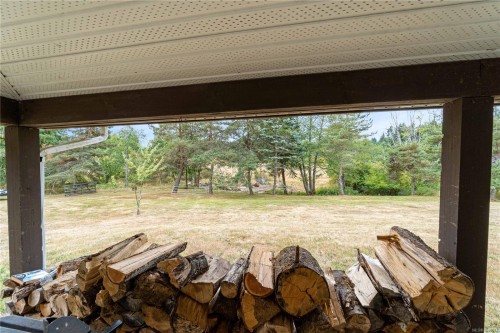 2445 Godfrey Rd, Nanaimo, BC 