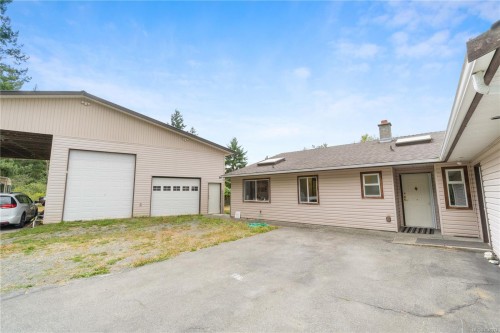 2445 Godfrey Rd, Nanaimo, BC 