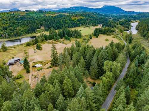 2445 Godfrey Rd, Nanaimo, BC 