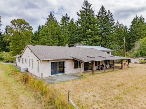 2445 Godfrey Rd, Nanaimo, BC 