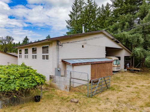 2445 Godfrey Rd, Nanaimo, BC 
