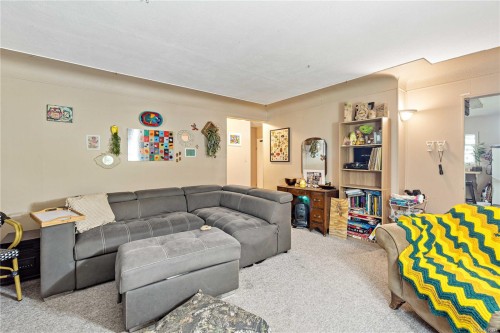 2445 Godfrey Rd, Nanaimo, BC 