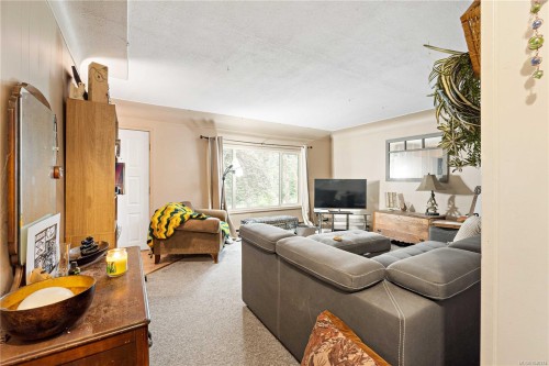 2445 Godfrey Rd, Nanaimo, BC 