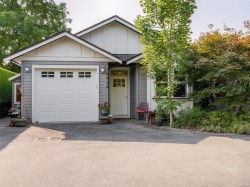 #A-7045 Wallace Dr Central Saanich, BC V8M 1E9