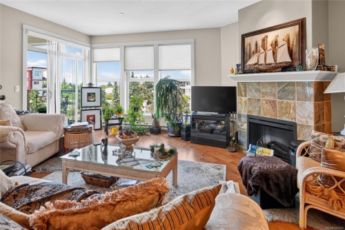 #321-6310 McRobb Ave  Nanaimo, BC V9V 1W8