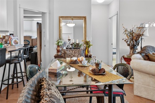 #321-6310 Mcrobb Ave, Nanaimo, BC - Indoor Photo Showing Dining Room