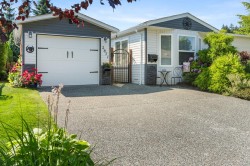 3871 King Arthur Dr Nanaimo, BC V9T 6B9