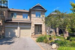 314 BADGELEY AVENUE  Ottawa, ON K2T 0A6