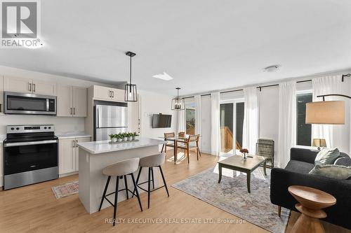 31 Whitcomb Crescent, Smiths Falls, ON - Indoor Photo Showing Kitchen With Stainless Steel Kitchen With Upgraded Kitchen
