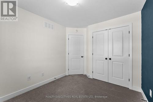 31 Whitcomb Crescent, Smiths Falls, ON - Indoor Photo Showing Other Room
