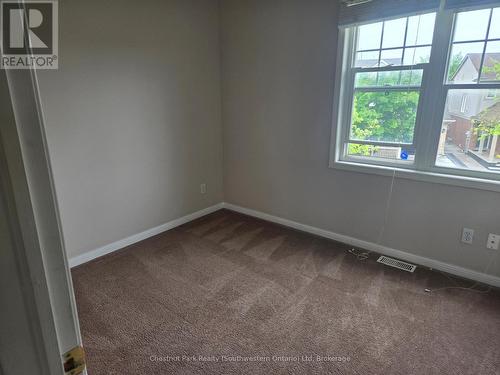 Bed #1 - 147 Baggs Crescent, Cambridge, ON - Indoor Photo Showing Other Room