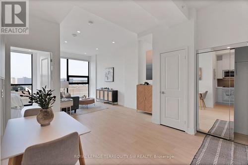 515 - 2916 HIGHWAY 7  Vaughan, ON L4K 0K6