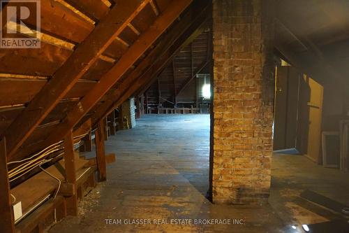 324 Queen Street W, Cambridge, ON - Indoor Photo Showing Other Room