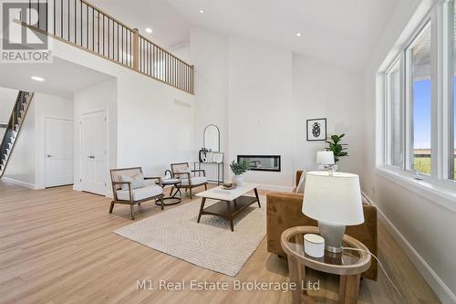 74 Bedell Drive, Mapleton, ON - Indoor