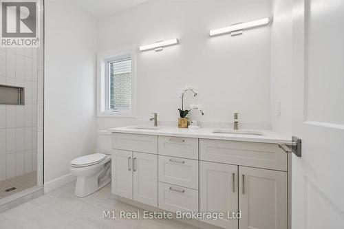 74 Bedell Drive, Mapleton, ON - Indoor Photo Showing Bathroom