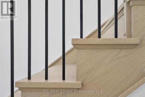 74 Bedell Drive, Mapleton, ON - 