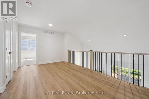 74 Bedell Drive, Mapleton, ON - Indoor Photo Showing Other Room
