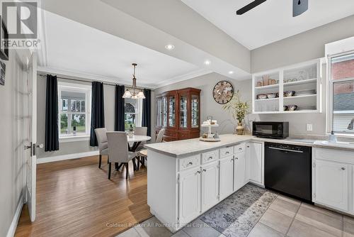 85 Cambria Road N, Goderich (Goderich (Town)), ON - Indoor Photo Showing Kitchen