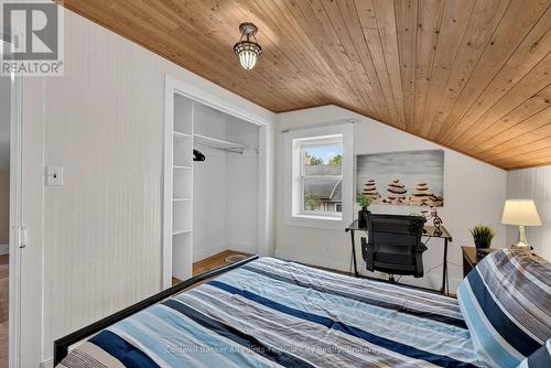 85 Cambria Road N, Goderich (Goderich (Town)), ON - Indoor Photo Showing Bedroom