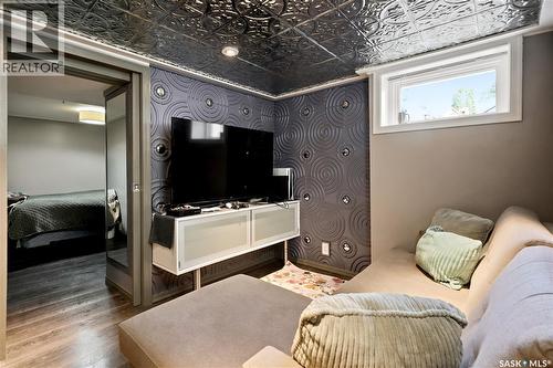 2520 Elliott Street, Regina, SK - Indoor