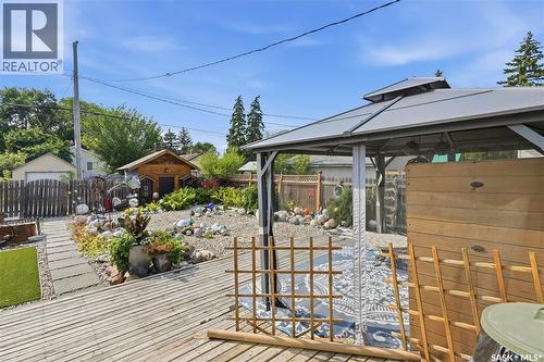 2520 Elliott Street, Regina, SK - Outdoor With Deck Patio Veranda