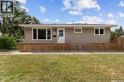 W 802 31st STREET W  Saskatoon, SK S7L 0R8