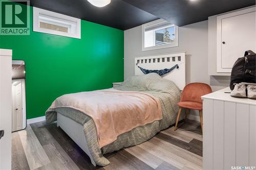 802 31St Street W, Saskatoon, SK - Indoor Photo Showing Bedroom