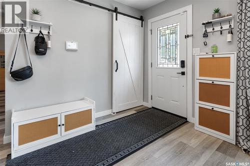 802 31St Street W, Saskatoon, SK - Indoor Photo Showing Other Room
