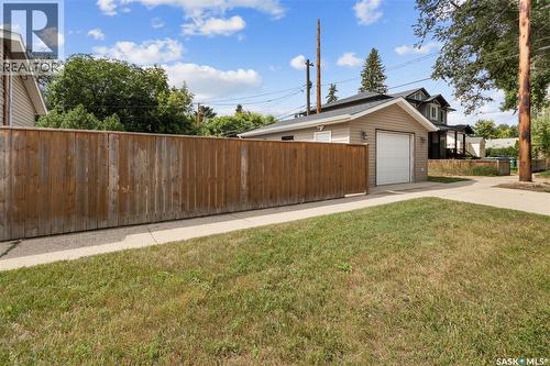 802 31St Street W, Saskatoon, SK - Outdoor