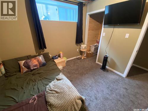54 Madge Way, Yorkton, SK - Indoor Photo Showing Bedroom