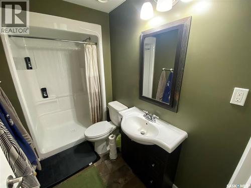 54 Madge Way, Yorkton, SK - Indoor Photo Showing Bathroom