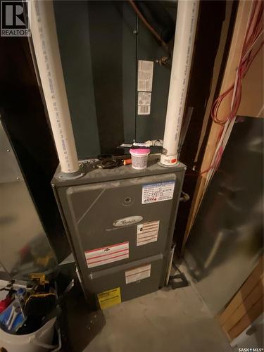 54 Madge Way, Yorkton, SK - Indoor Photo Showing Basement