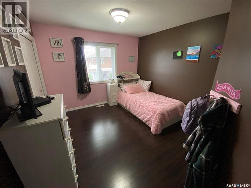 54 Madge Way, Yorkton, SK - Indoor Photo Showing Bedroom