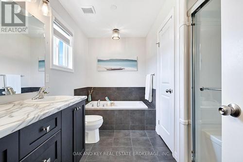 Primary ensuite - 5pc - 48 Ambrosia Path, St. Thomas, ON - Indoor Photo Showing Bathroom